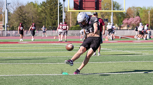 4-24-26 EAGLES Spring PADS Practice (1112)