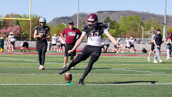 4-24-26 EAGLES Spring PADS Practice (1152)