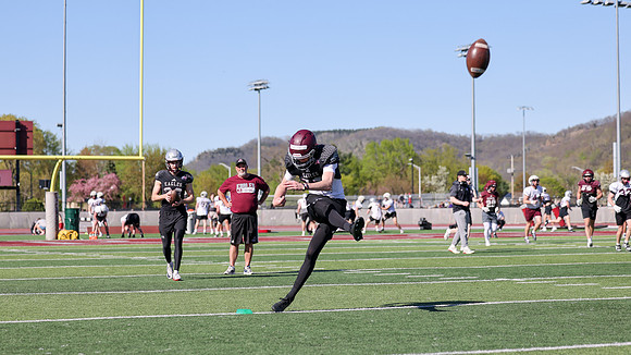 4-24-26 EAGLES Spring PADS Practice (1154)