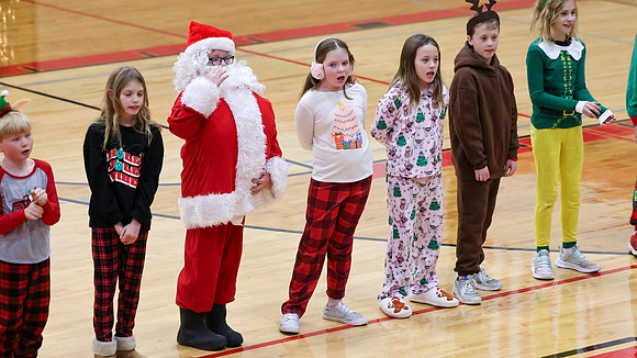 12-6-24 Ariella School Christmas Program (69)
