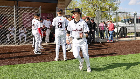 5-7-26 VARSITY vs. Middleton 100(.020) (35)
