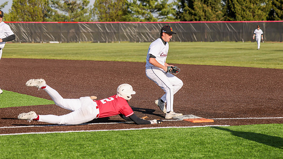 5-7-26 VARSITY vs. Middleton 100(.020) (322)