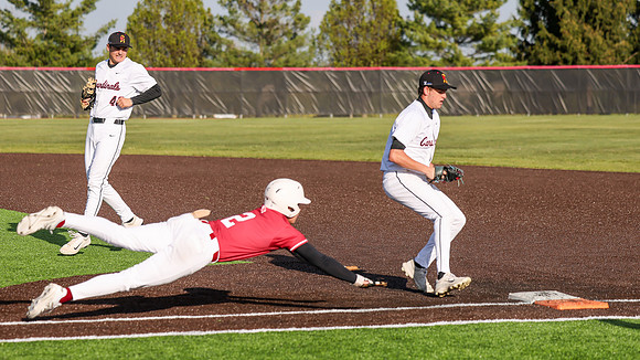 5-7-26 VARSITY vs. Middleton 100(.020) (321)