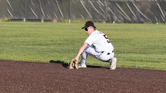 5-7-26 VARSITY vs. Middleton 100(.020) (327)