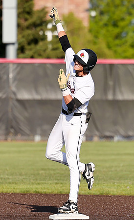 5-7-26 VARSITY vs. Middleton 100(.020) (365)
