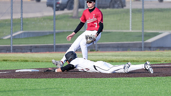 5-7-26 VARSITY vs. Middleton 100(.020) (374)