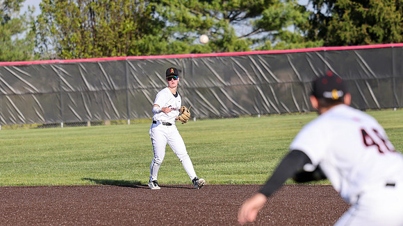 5 Taylor Manuel (33)