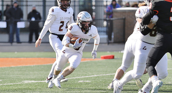 6 Joey Stutzman (20)