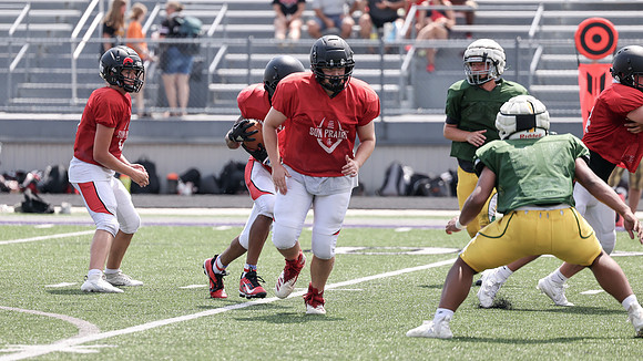 53 Grady Lobenstein (39)