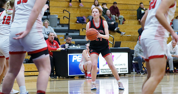12-28-22 VARSITY vs. Seymour at Waunakee Holiday Tournament  (38)