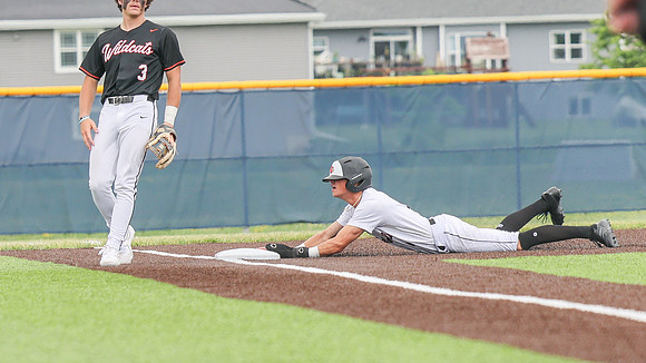 6-9-26 VARSITY Sectional vs. Verona (124)