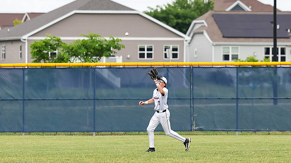6-9-26 VARSITY Sectional vs. Verona (187)