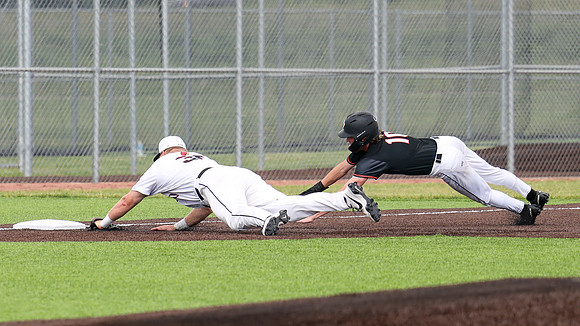 6-9-26 VARSITY Sectional vs. Verona (213)