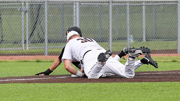 6-9-26 VARSITY Sectional vs. Verona (216)