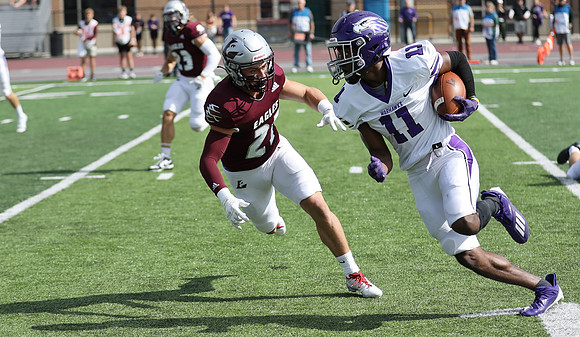 10-1-22 vs. UW Whitewater (68)