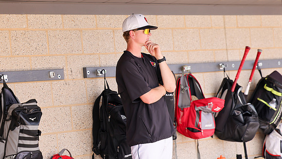 COACH Ryan Krebs (3)