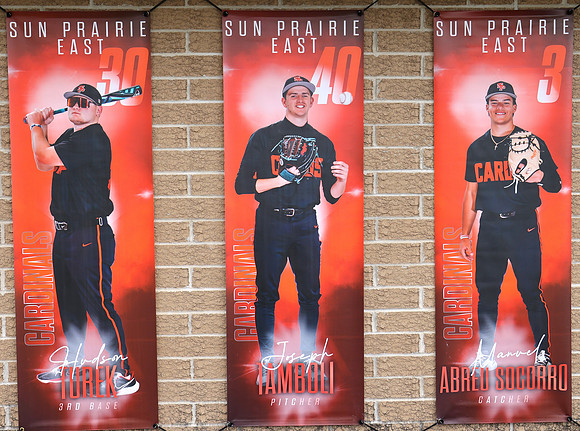 SENIORS (2)