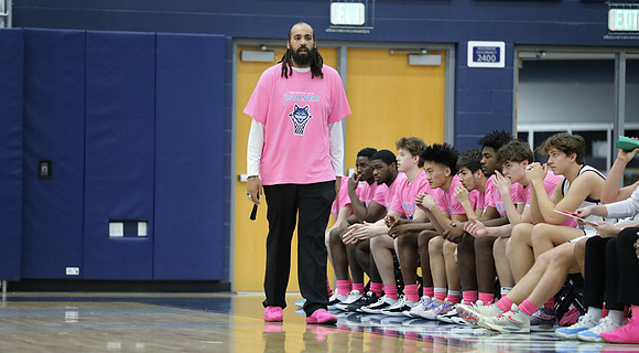 Coach Chris Davis  (7)