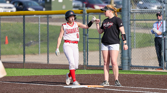 Coach Alyssa Achenreiner (7)