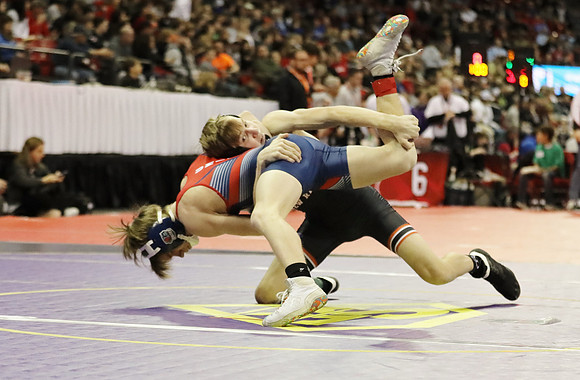Sun Prairie 120 lbs. Chris Anderson Match #1  (4)