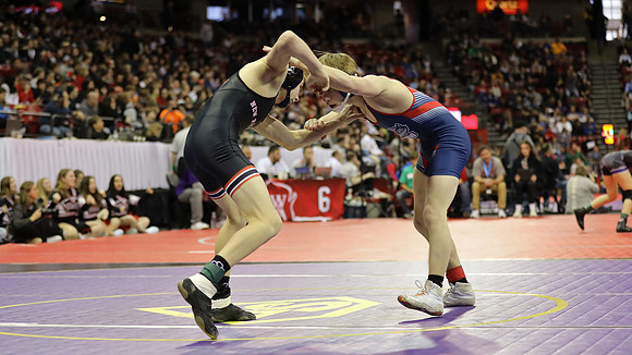 Sun Prairie 120 lbs. Chris Anderson Match #1  (17)