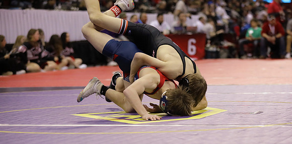 Sun Prairie 120 lbs. Chris Anderson Match #1  (21)