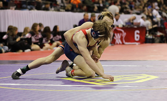 Sun Prairie 120 lbs. Chris Anderson Match #1  (18)