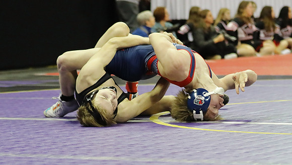 Sun Prairie 120 lbs. Chris Anderson Match #1  (28)