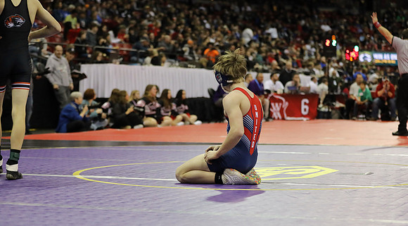 Sun Prairie 120 lbs. Chris Anderson Match #1  (38)