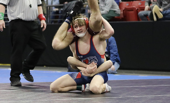 Sun Prairie 132 lbs. Parker Olson Match #1 State Tournament 2023    (1)