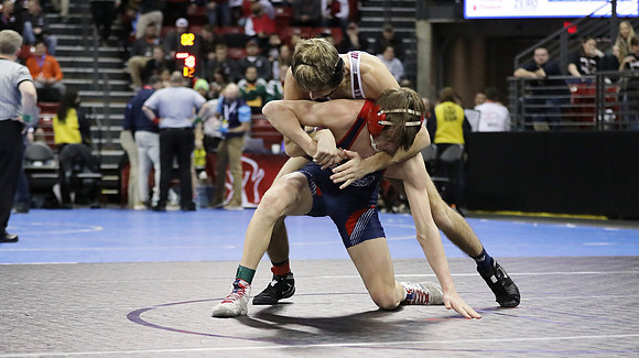Sun Prairie 132 lbs. Parker Olson Match #1 State Tournament 2023    (11)