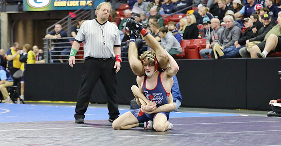 Sun Prairie 132 lbs. Parker Olson Match #1 State Tournament 2023    (40)