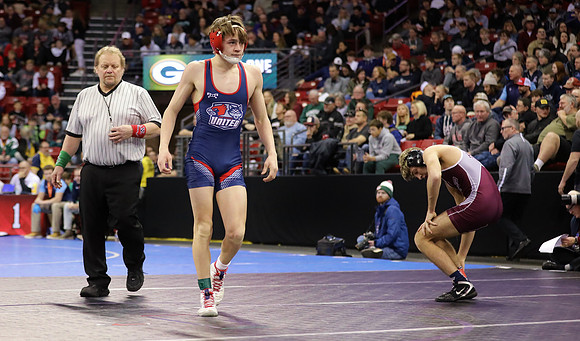 Sun Prairie 132 lbs. Parker Olson Match #1 State Tournament 2023    (44)