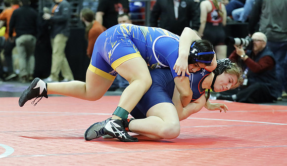 Sun Prairie 165 lbs. Sophia Bassino Match #1 at State Tournament 2023  (12)