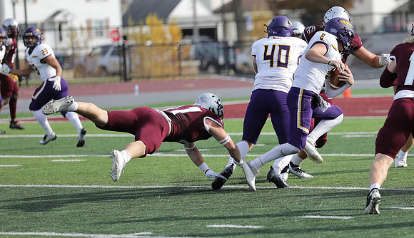 41 Adam Quam (11)