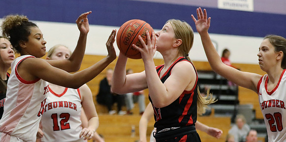 12-28-22 VARSITY vs. Seymour at Waunakee Holiday Tournament  (28)