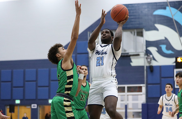 21 Brandon Jones Jr (29)