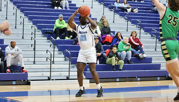 21 Brandon Jones Jr (31)
