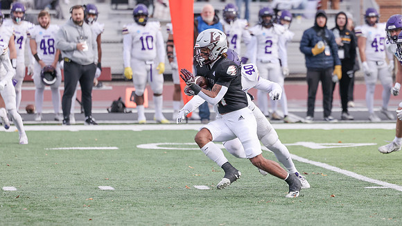 24 Najeh Mitchell (5)