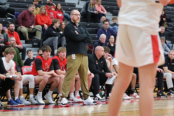 Coach Steve Maselter (6)