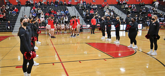 1-21-22 VARSITY Dance at Varsity Basketball Game  (16)