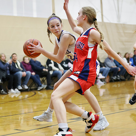 3-12-23 7th Grade Girls Sun Prairie (Cleveland) vs. Waunakee (37)
