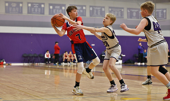3-12-23 6th Grade Boys Waunakee vs. Sun Prairie  (59)