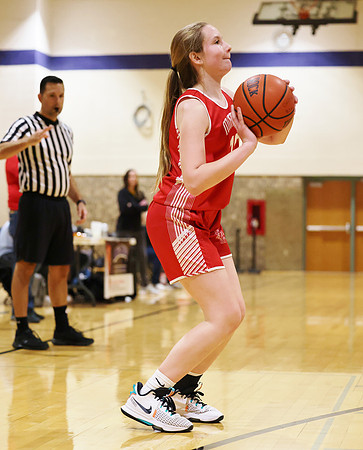 3-12-23 7th Grade Girls Champiosnhip Shullsburg vs. Hortonville Black (5)