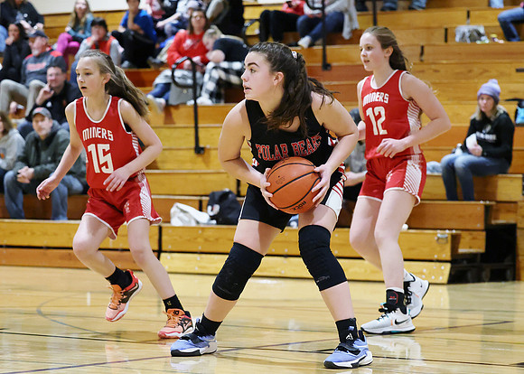 3-12-23 7th Grade Girls Champiosnhip Shullsburg vs. Hortonville Black (19)