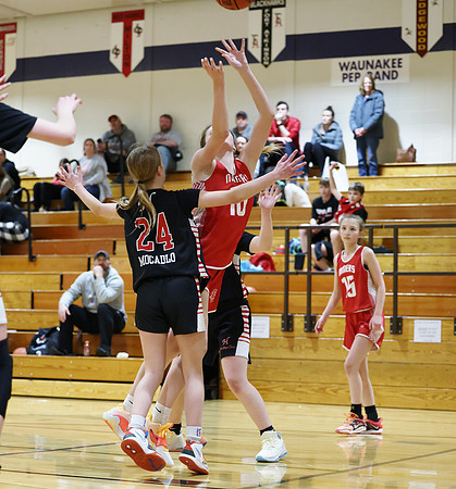 3-12-23 7th Grade Girls Champiosnhip Shullsburg vs. Hortonville Black (30)