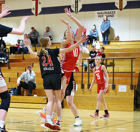 3-12-23 7th Grade Girls Champiosnhip Shullsburg vs. Hortonville Black (31)