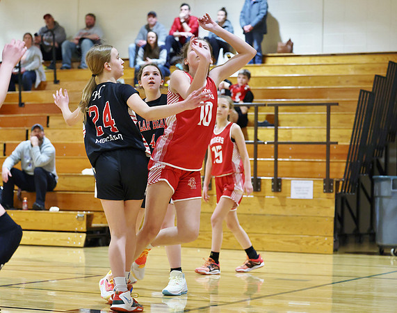 3-12-23 7th Grade Girls Champiosnhip Shullsburg vs. Hortonville Black (33)