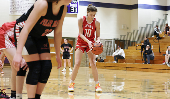 3-12-23 7th Grade Girls Champiosnhip Shullsburg vs. Hortonville Black (35)