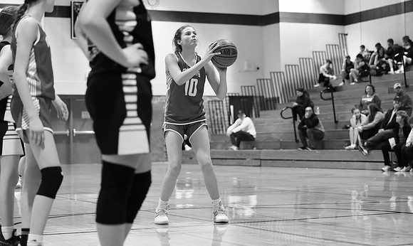 3-12-23 7th Grade Girls Champiosnhip Shullsburg vs. Hortonville Black (39)